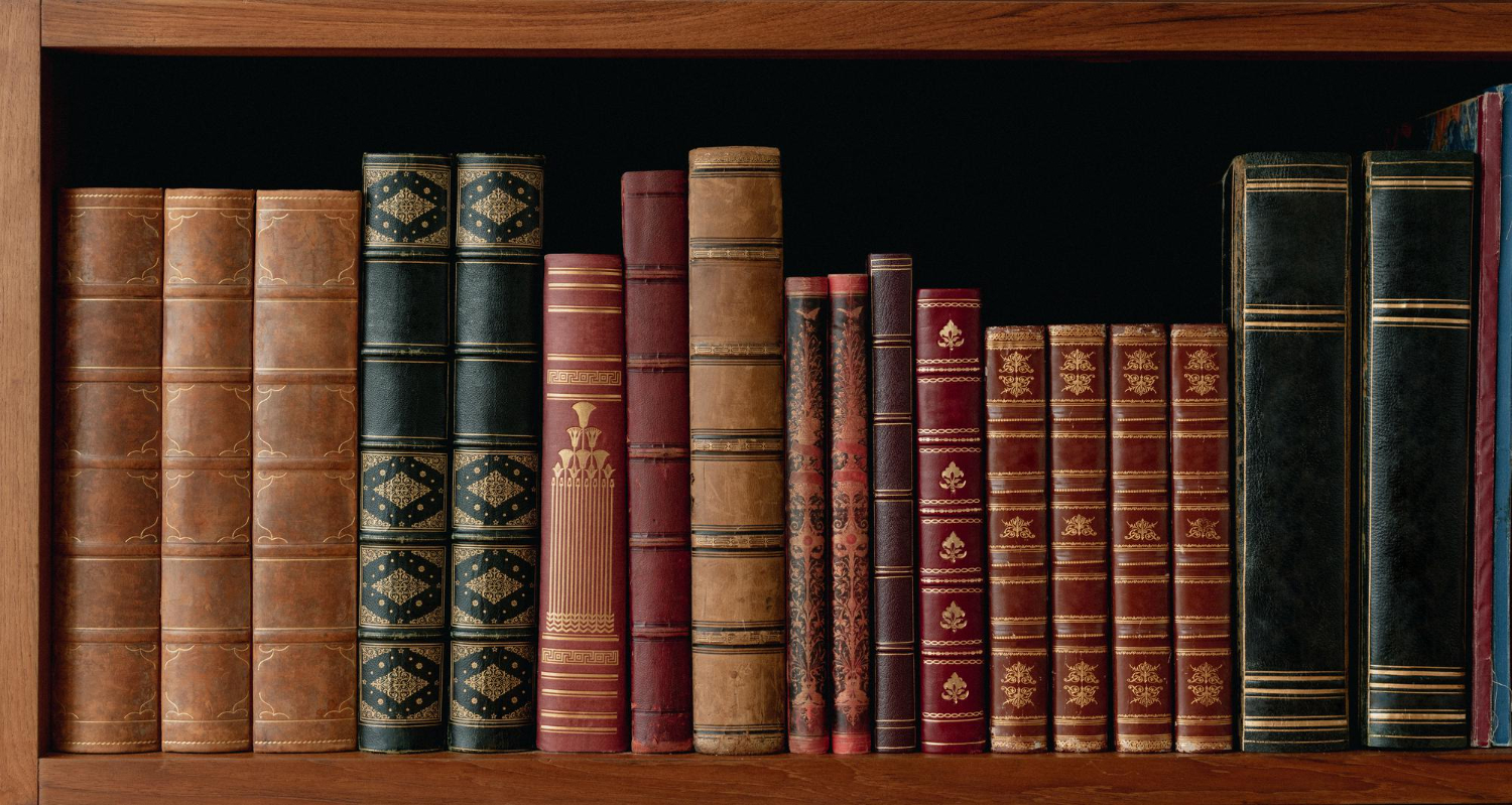 antique-book-shelf-vintage-background.jpg